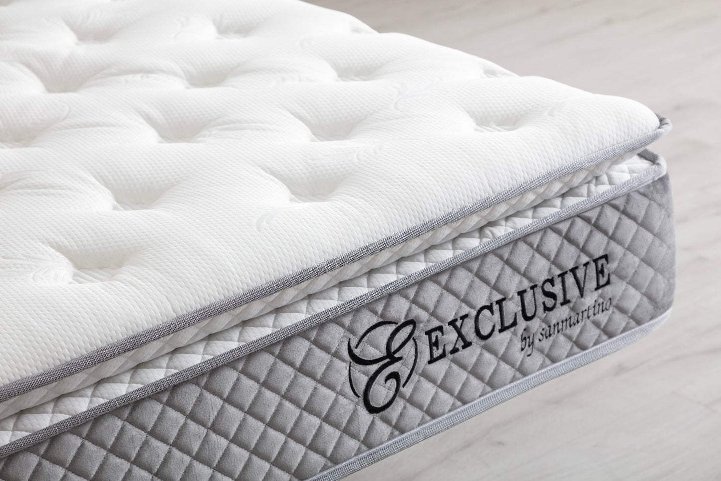 Matelas San Martino Exclusif Ressorts Gris - 32 cm avec surmatelas Intégré 180x200