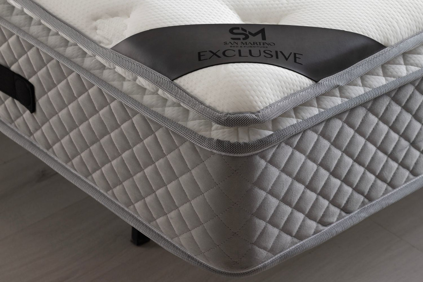 Matelas San Martino Exclusif Ressorts Gris - 32 cm avec surmatelas Intégré 180x200